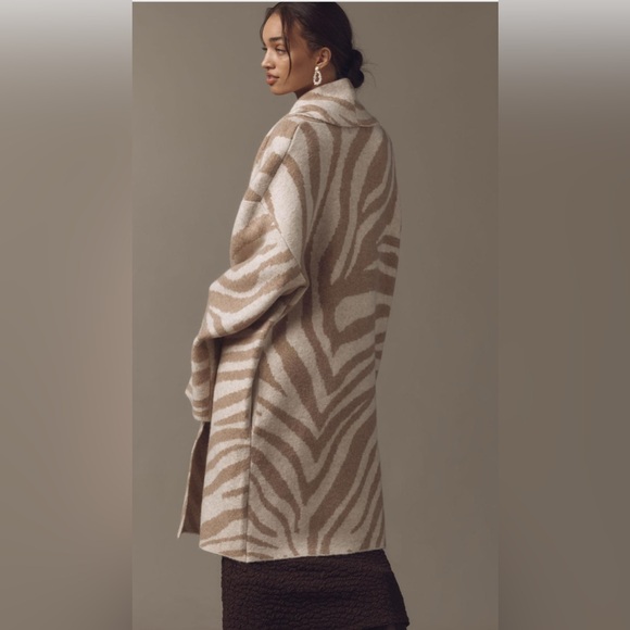 Anthropologie Cardigan - Picture 2 of 9